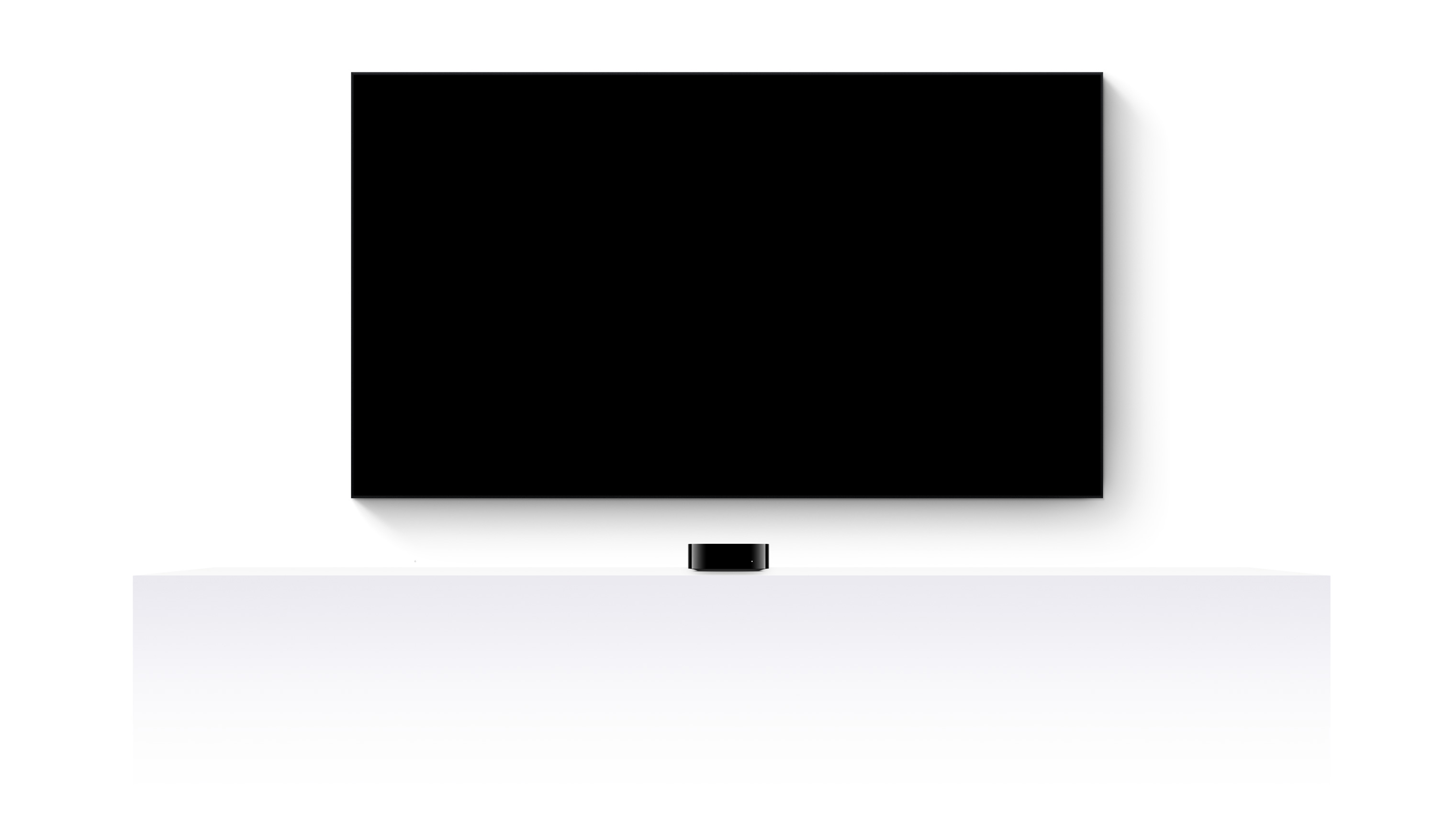 Un Apple TV 4K, dos HomePods y una televisión de pantalla plana muestran un tráiler editado de varias películas y series de Apple TV