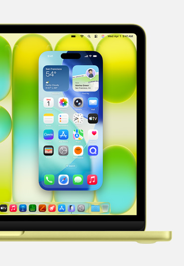 En MacBook vises fra forsiden. Skjermen viser iPhone-speiling, som lar brukeren styre iPhone-skjermen fra Mac.